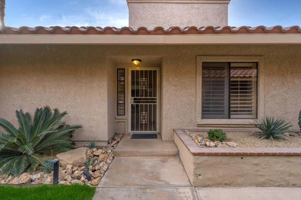 77637 Woodhaven Drive S