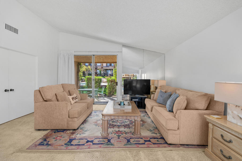 73555 Encelia Place Place