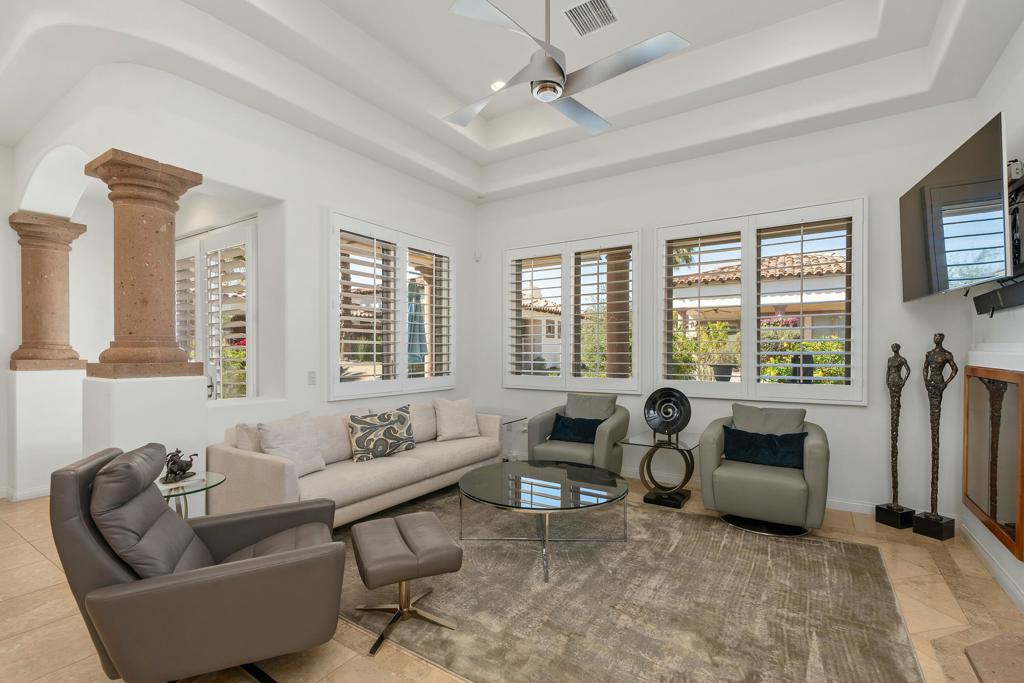 409 Piazza San Michele