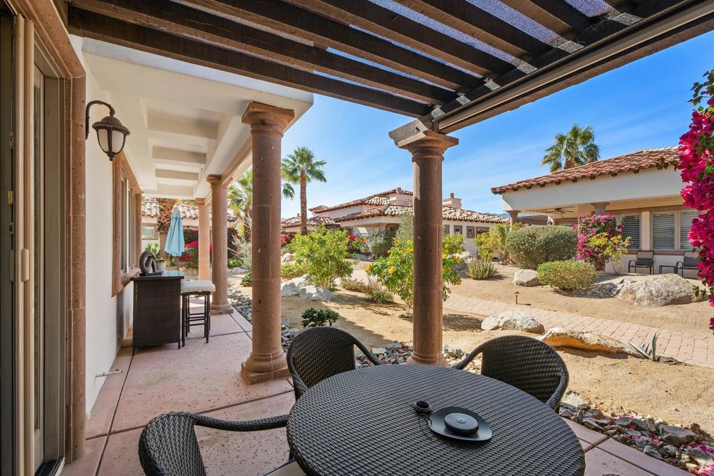 409 Piazza San Michele