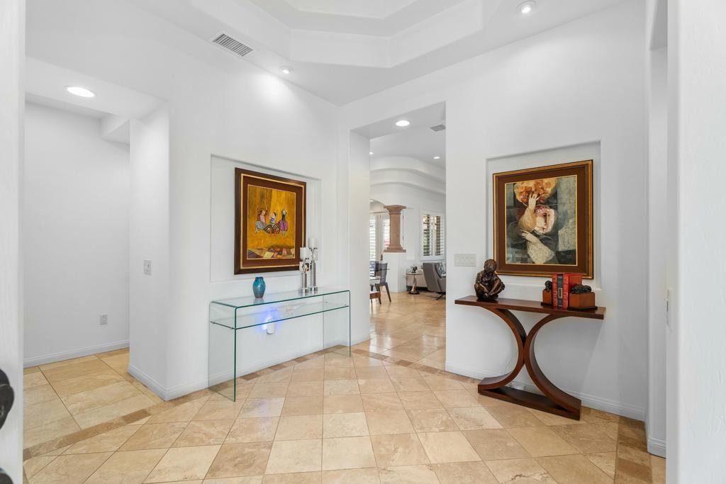 409 Piazza San Michele