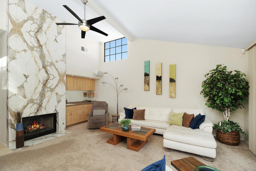 35894 Paseo Circulo W