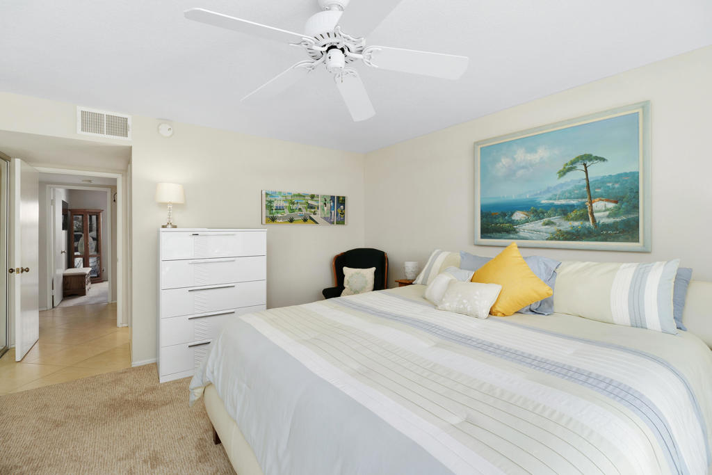 35894 Paseo Circulo W