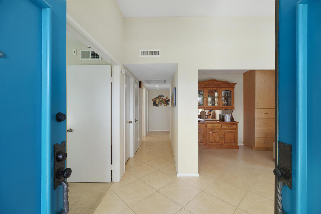 35894 Paseo Circulo W