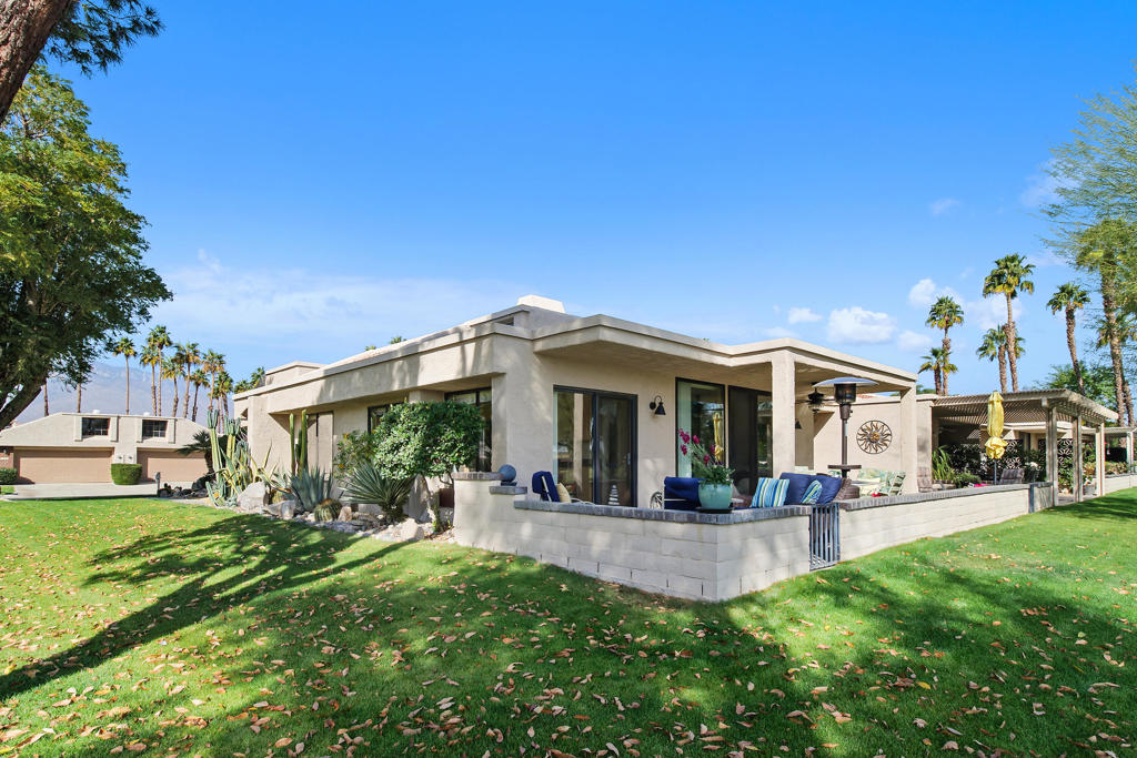 35894 Paseo Circulo W