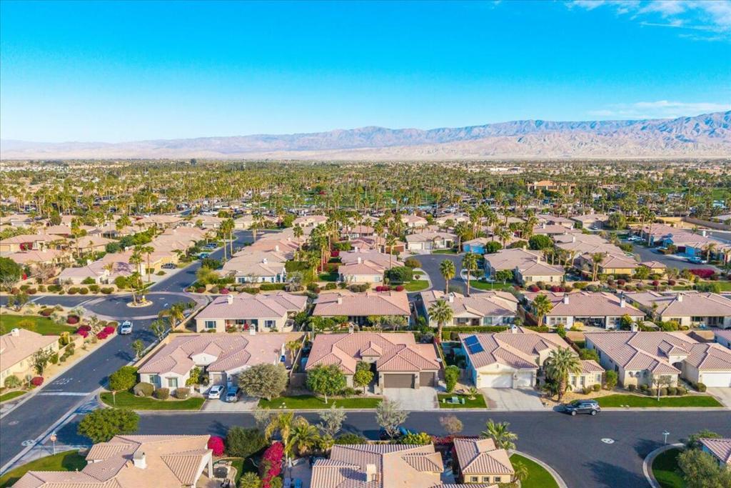 80420 Paseo De Nivel