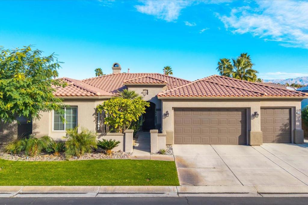 80420 Paseo De Nivel