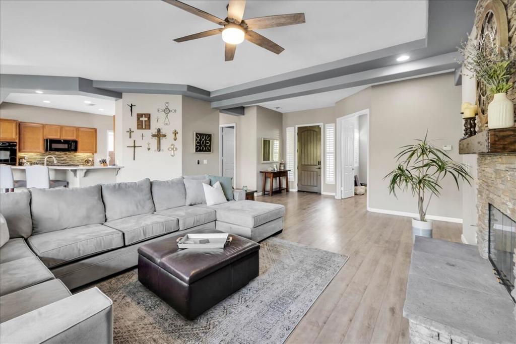 80420 Paseo De Nivel