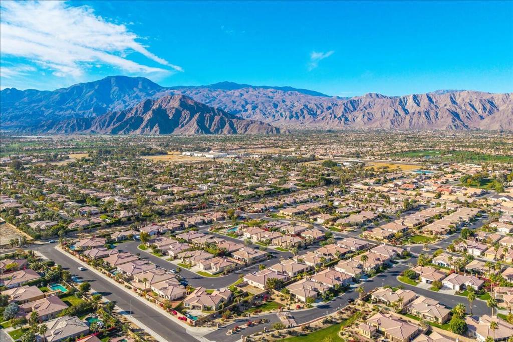 80420 Paseo De Nivel