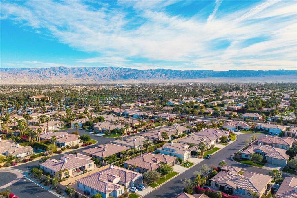 80420 Paseo De Nivel