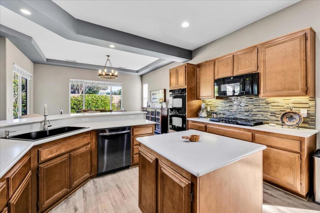 80420 Paseo De Nivel