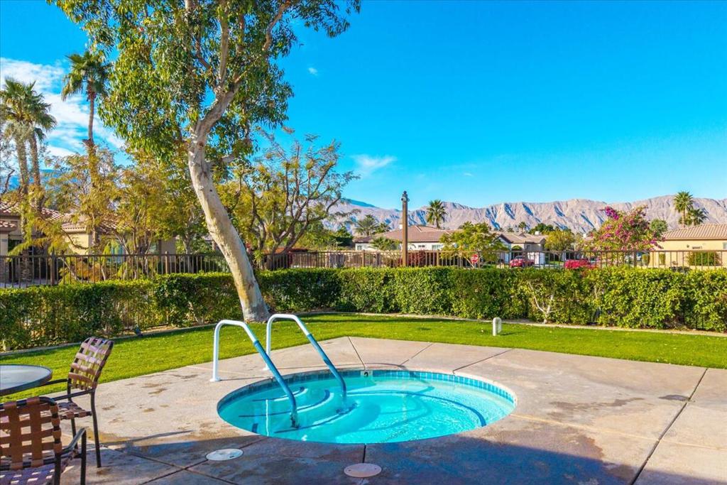 80420 Paseo De Nivel