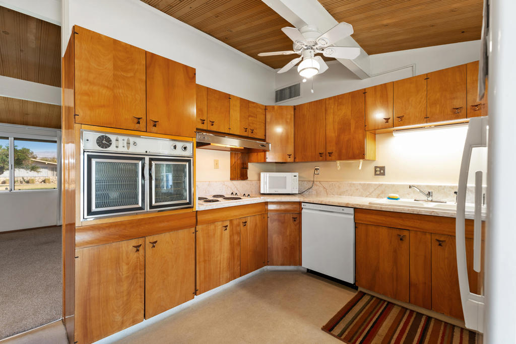 83091 Tourmaline Avenue