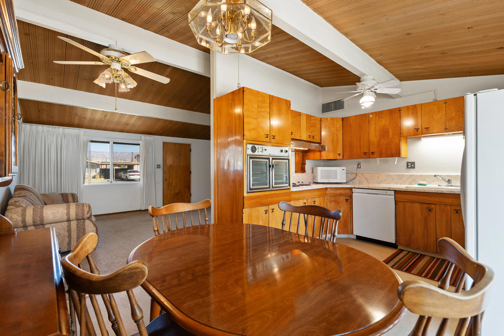 83091 Tourmaline Avenue