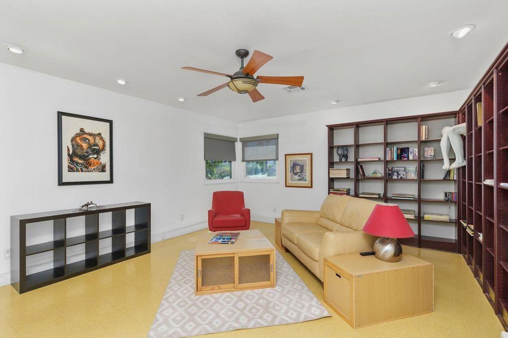 73450 Calliandra Street