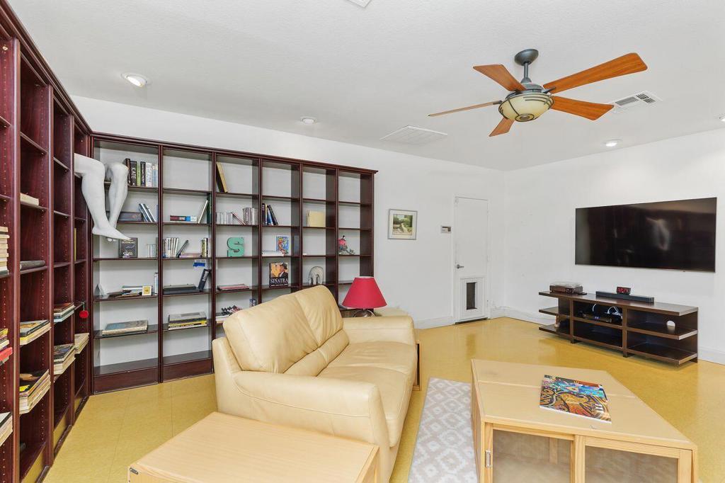 73450 Calliandra Street