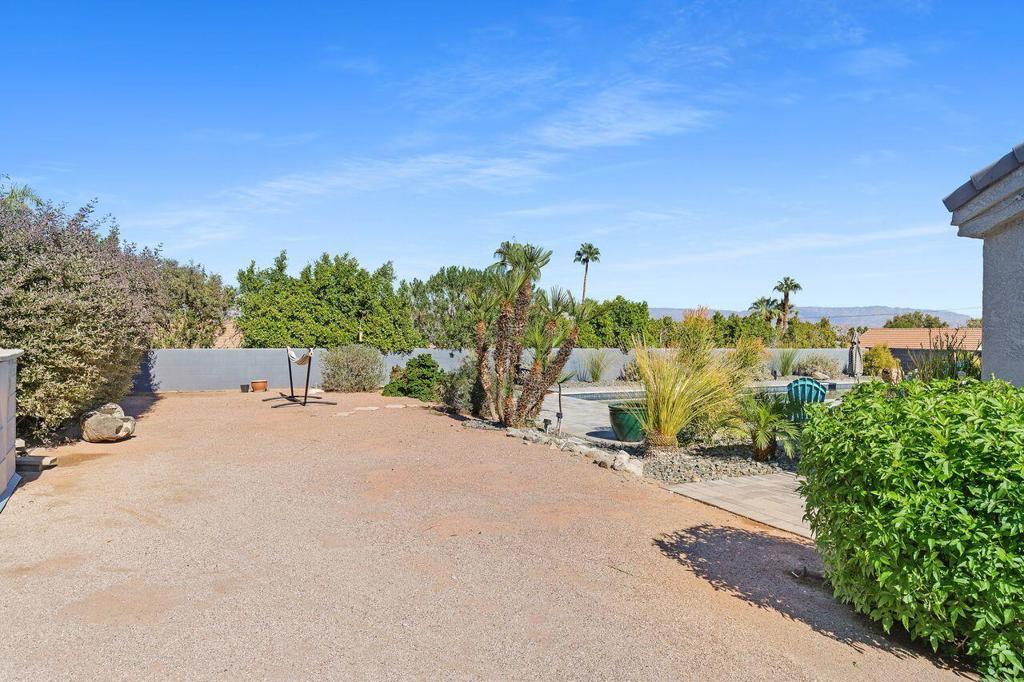 73450 Calliandra Street