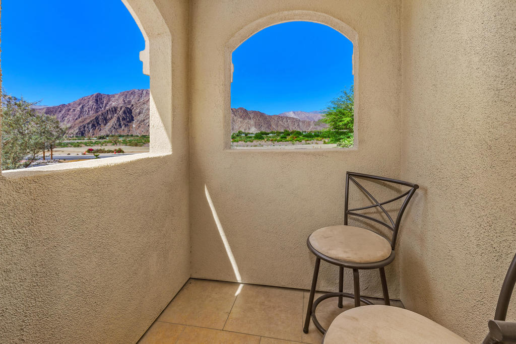 52155 Desert Spoon Court