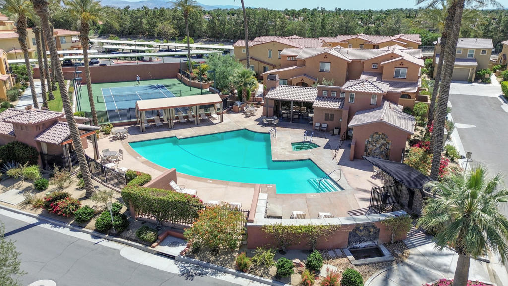 52155 Desert Spoon Court