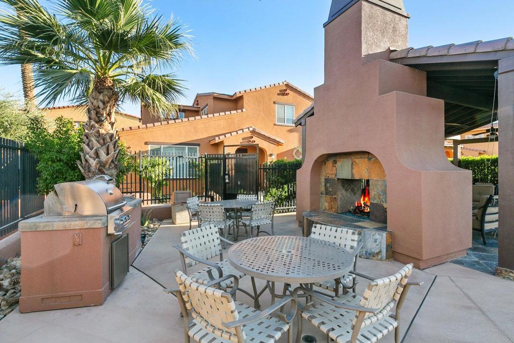 52155 Desert Spoon Court