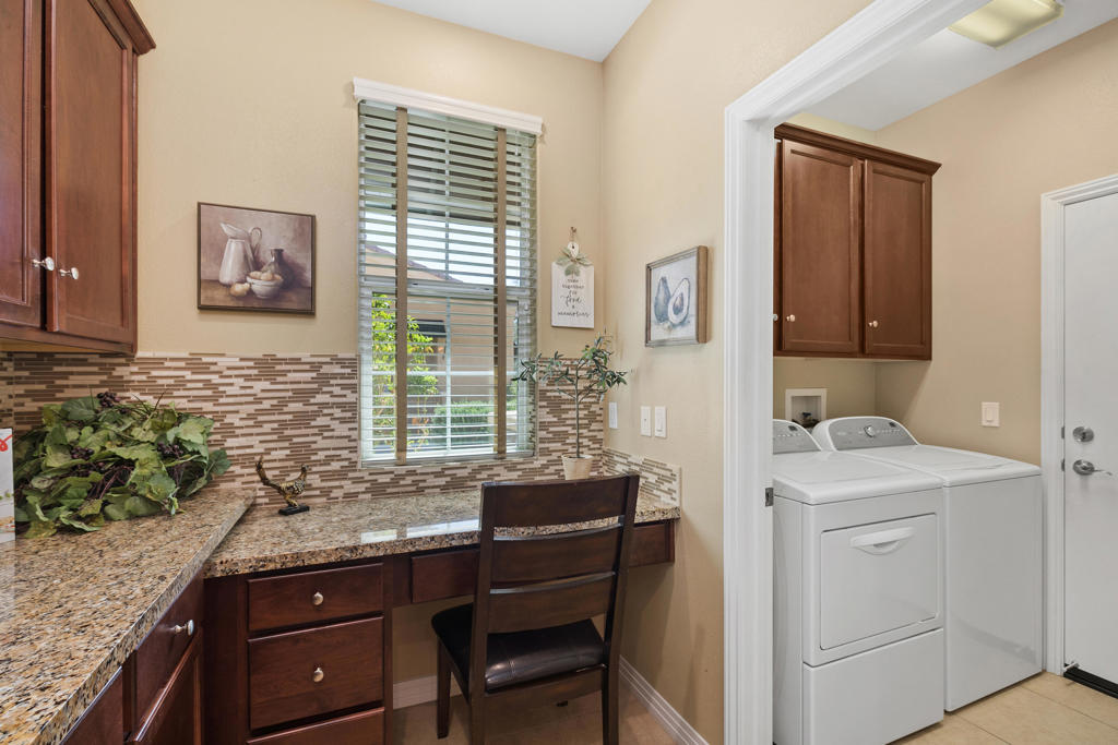 52155 Desert Spoon Court