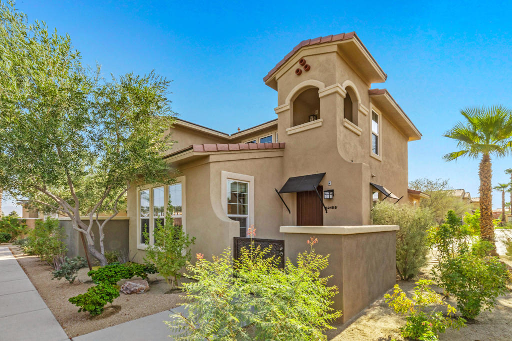 52155 Desert Spoon Court