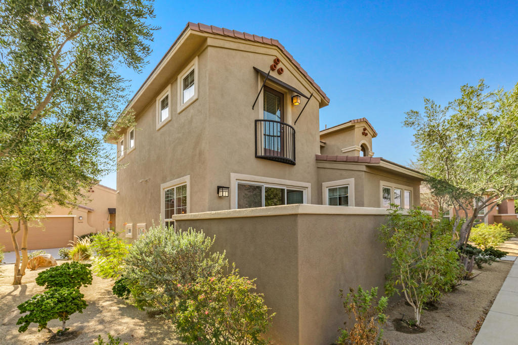 52155 Desert Spoon Court