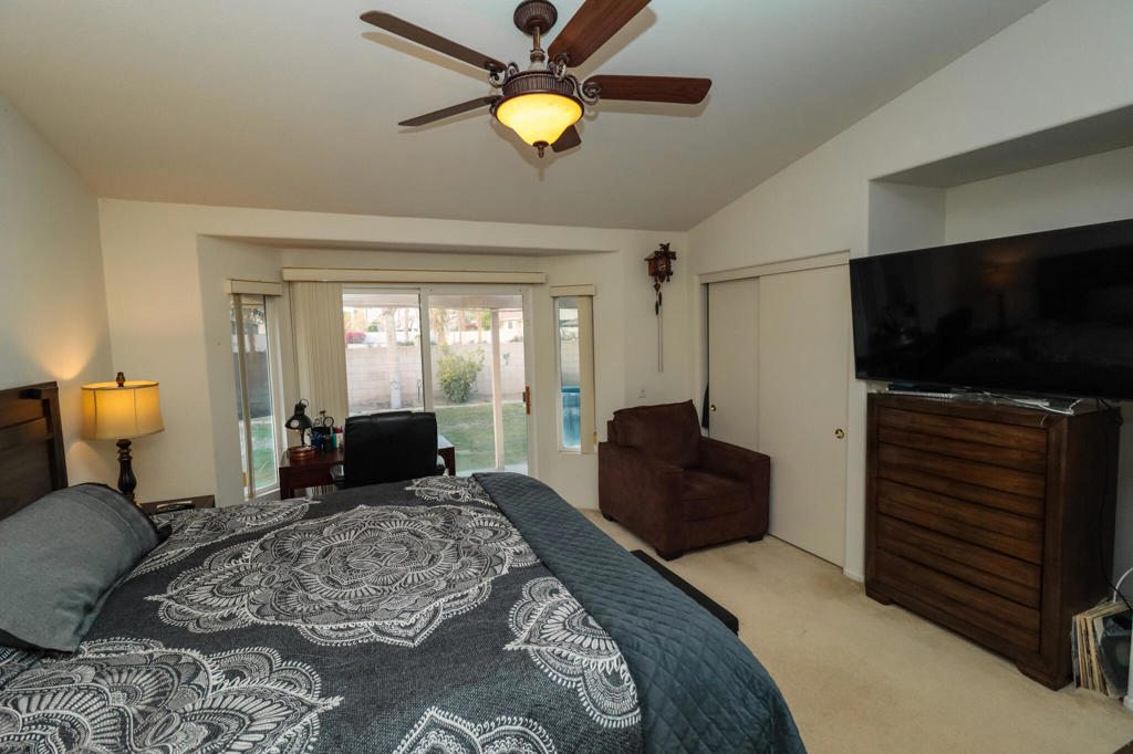 69910 Northhampton Avenue