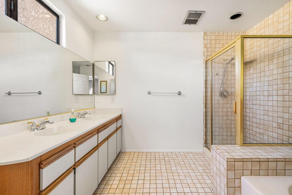 29865 Whispering Palms Trail