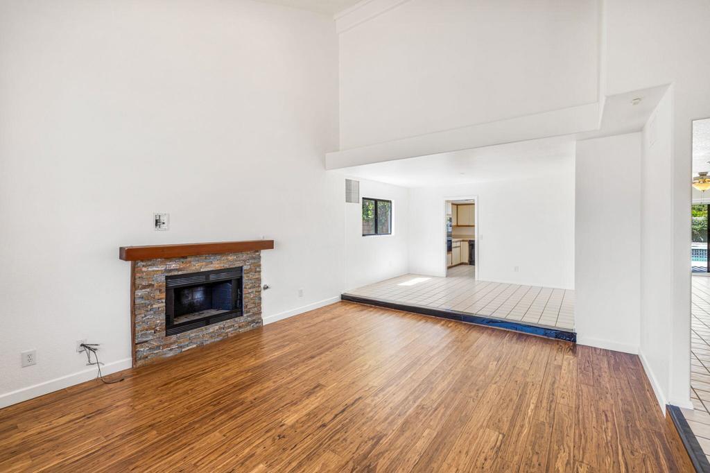 29865 Whispering Palms Trail