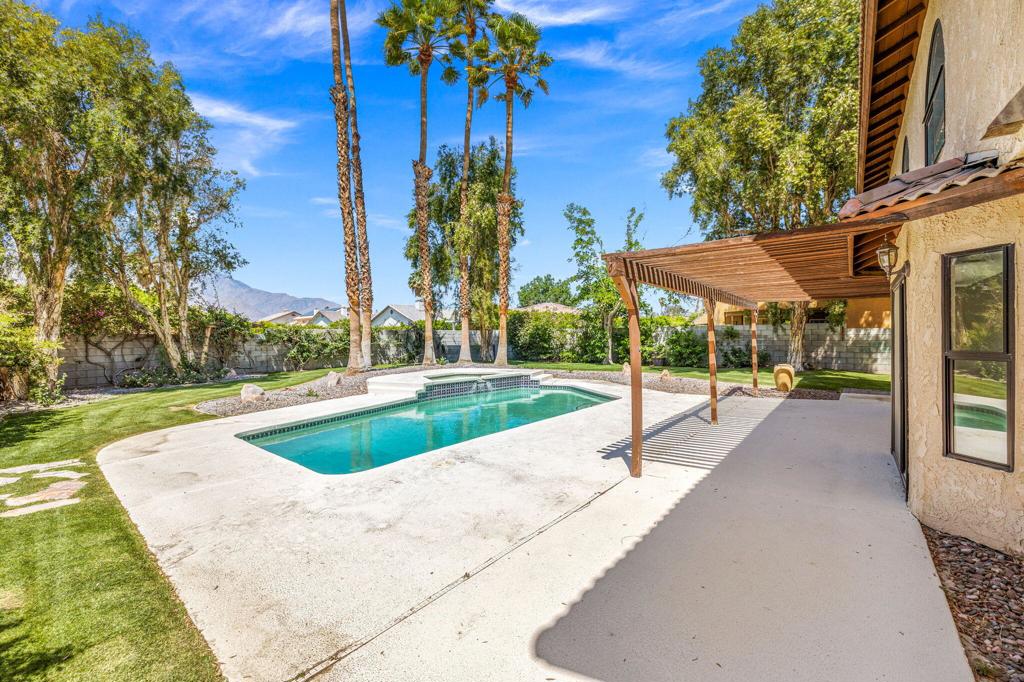 29865 Whispering Palms Trail