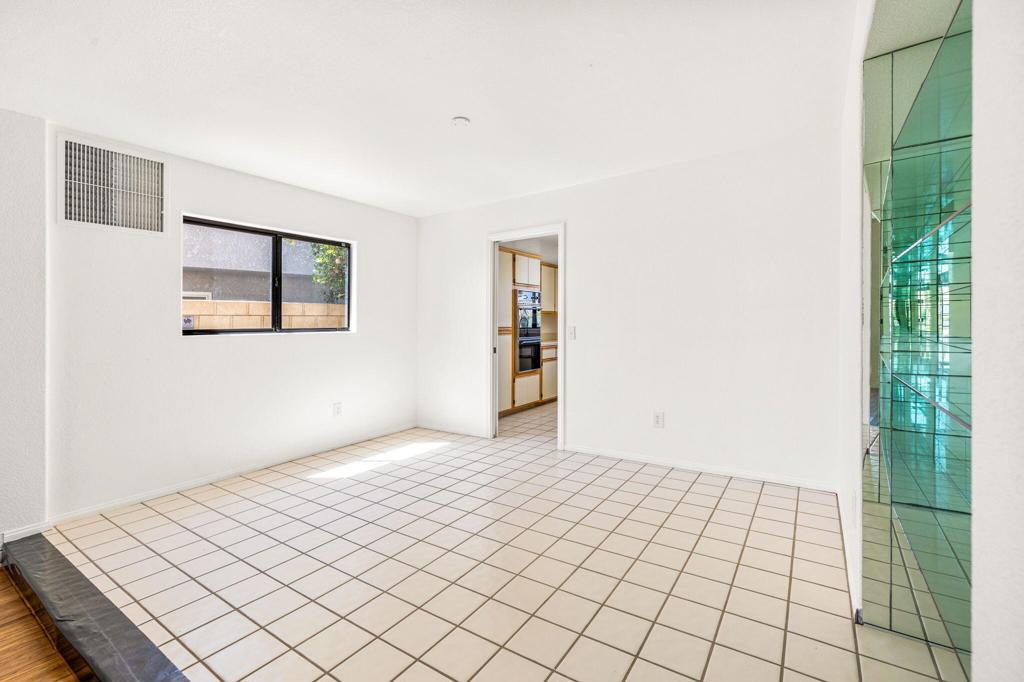 29865 Whispering Palms Trail