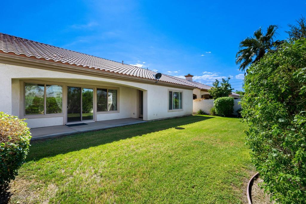 80566 Avenida Santa Marta