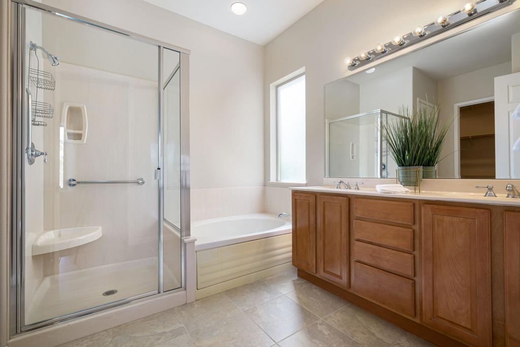 80566 Avenida Santa Marta