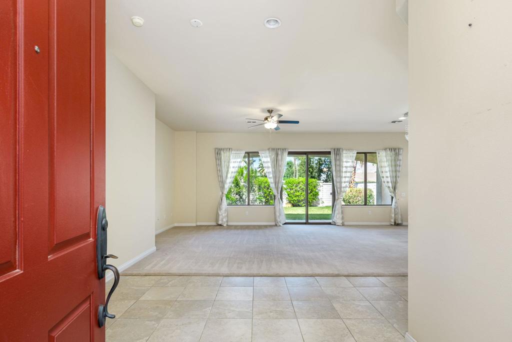 80566 Avenida Santa Marta