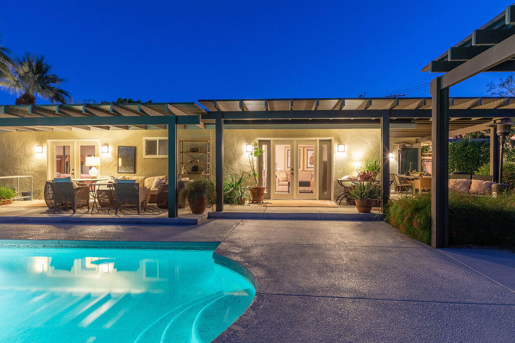 52045 Avenida Carranza