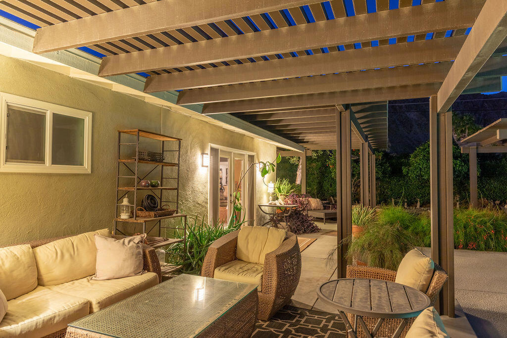 52045 Avenida Carranza