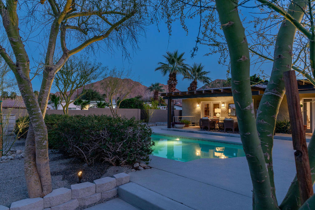 52045 Avenida Carranza