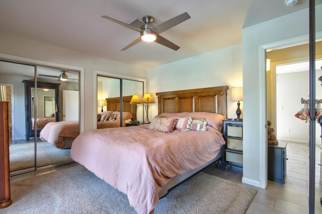 52045 Avenida Carranza