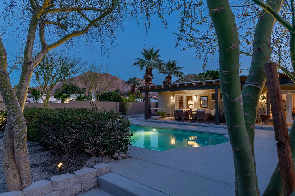 52045 Avenida Carranza