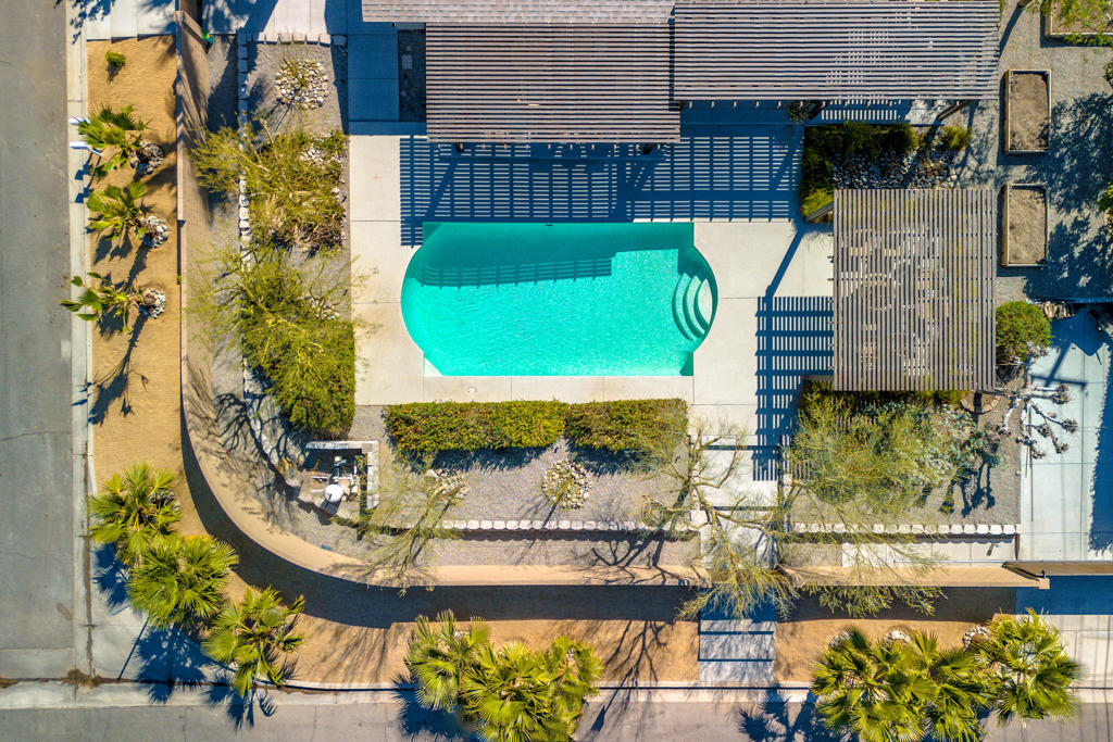 52045 Avenida Carranza