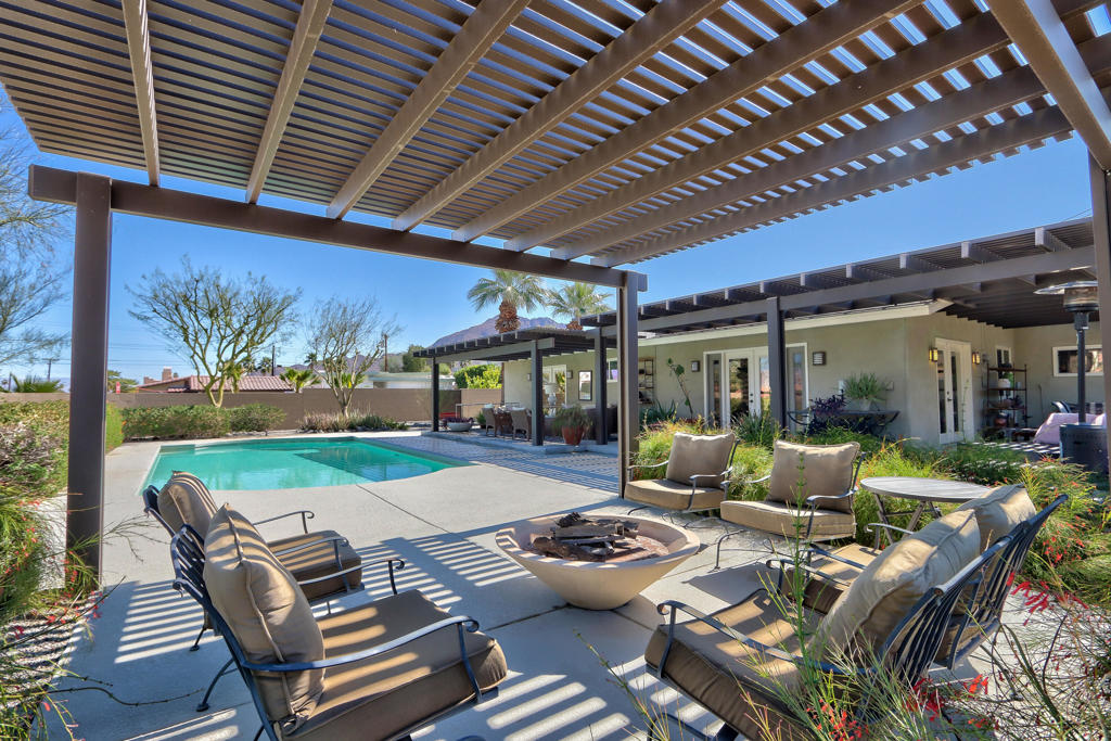 52045 Avenida Carranza