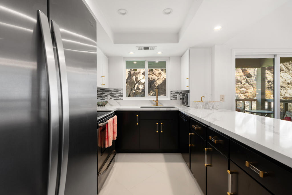 46558 Arapahoe Circle B