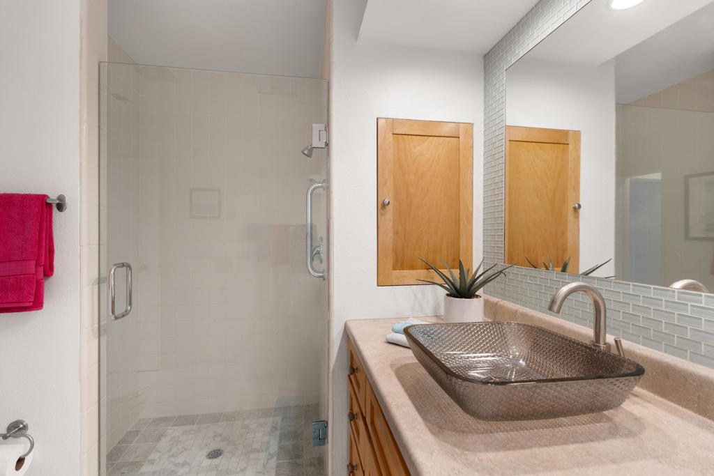 46558 Arapahoe Circle B