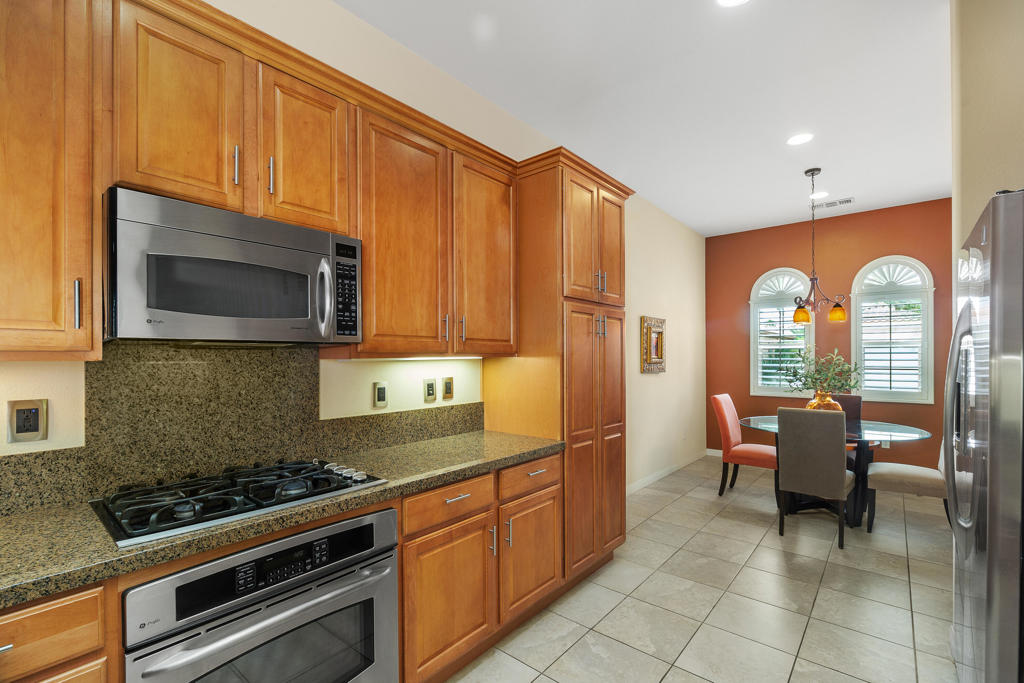 80629 Avenida San Fernando