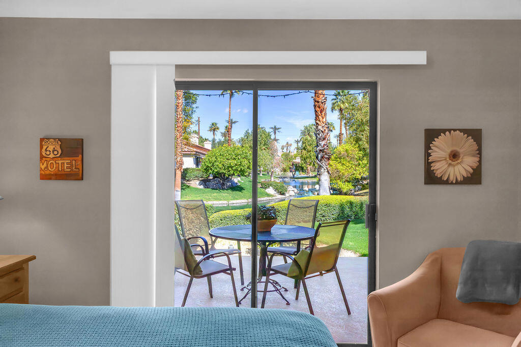 124 Willow Lake Drive