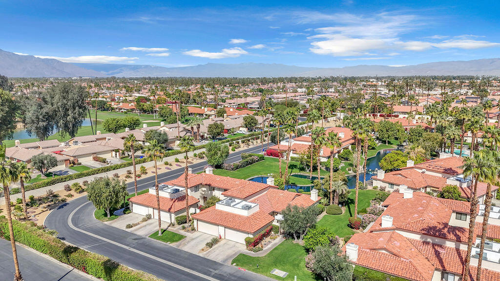 124 Willow Lake Drive