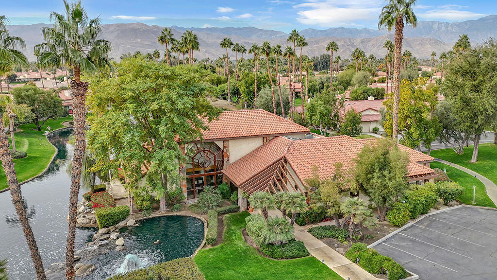 124 Willow Lake Drive