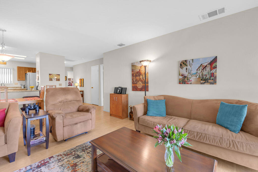 124 Willow Lake Drive