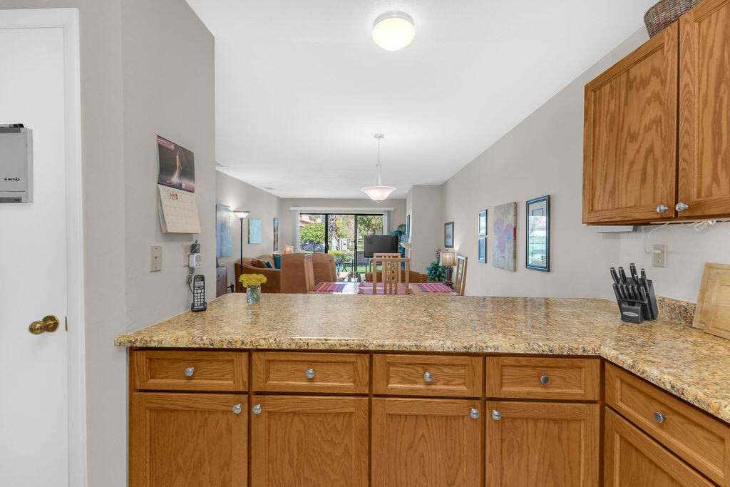 124 Willow Lake Drive